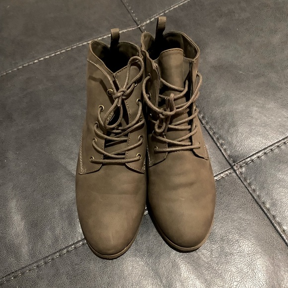 American Eagle By Payless Shoes - Ankle Lace Up Boots, 10